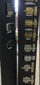 Smart lock instalado en puerta Getafe